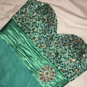 “Fiesta” high-low prom/formal dress